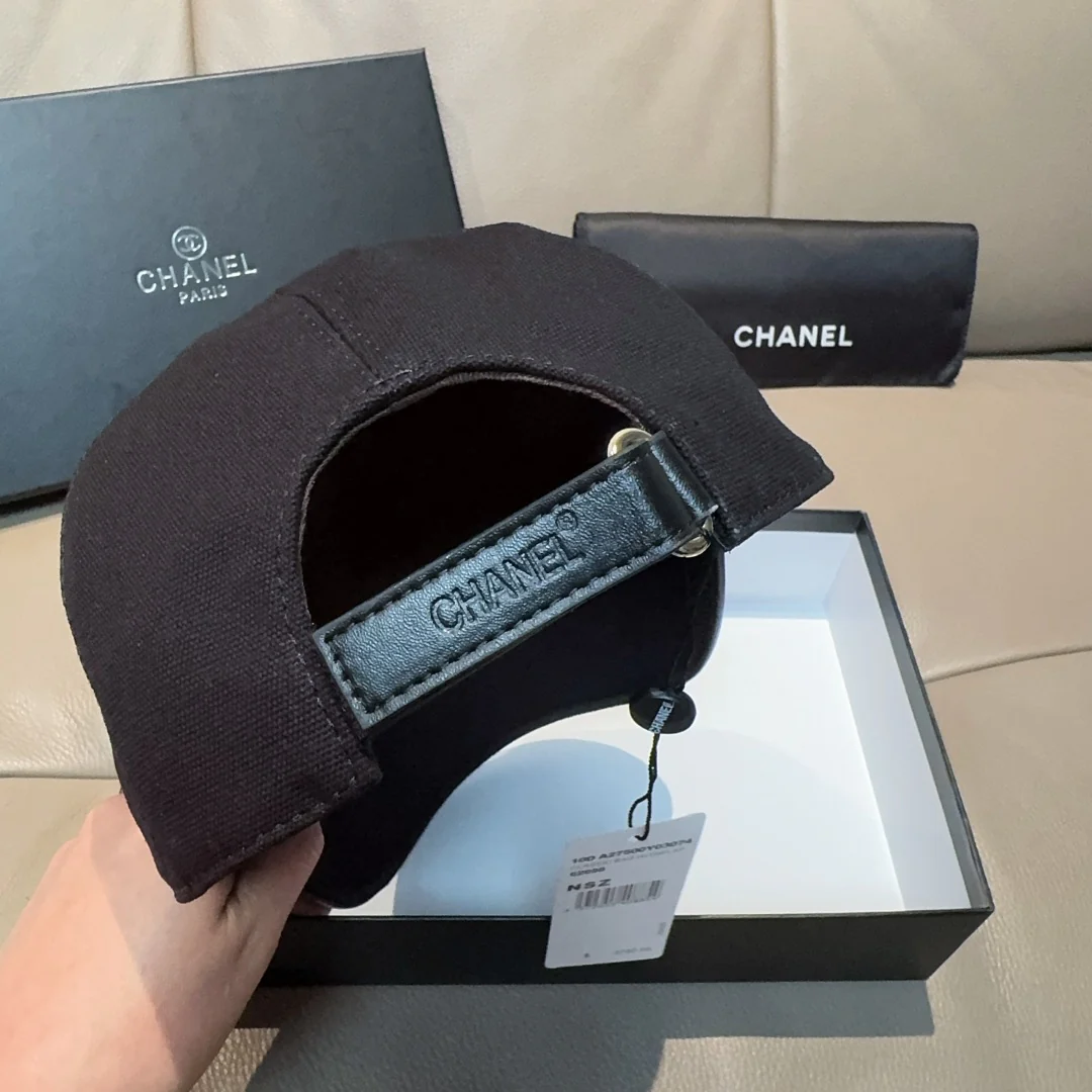 Embroidered lettering baseball cap