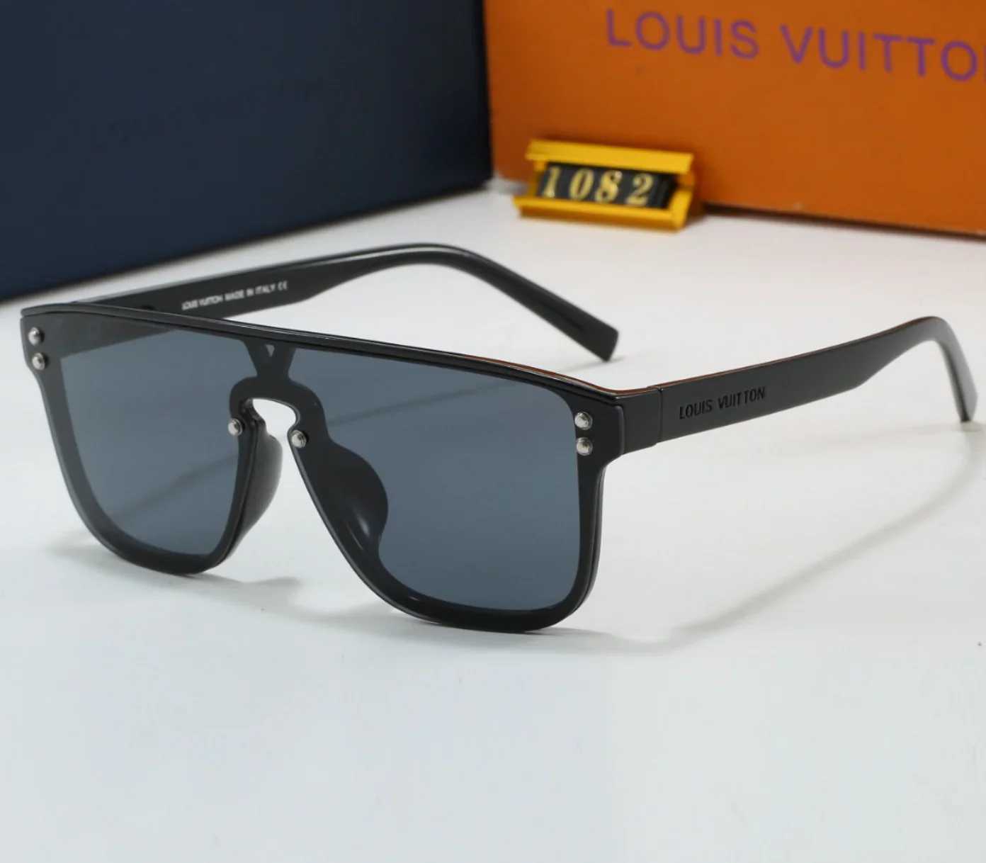 7 colors hot print sunglasses  1082