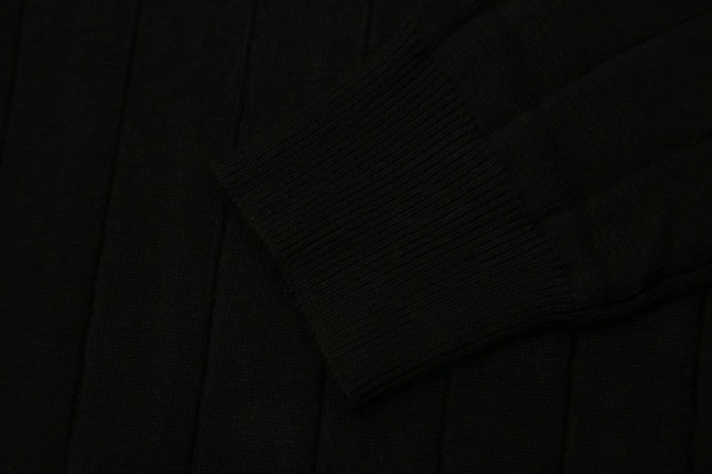 V-neck knitted jacquard sweatshirt