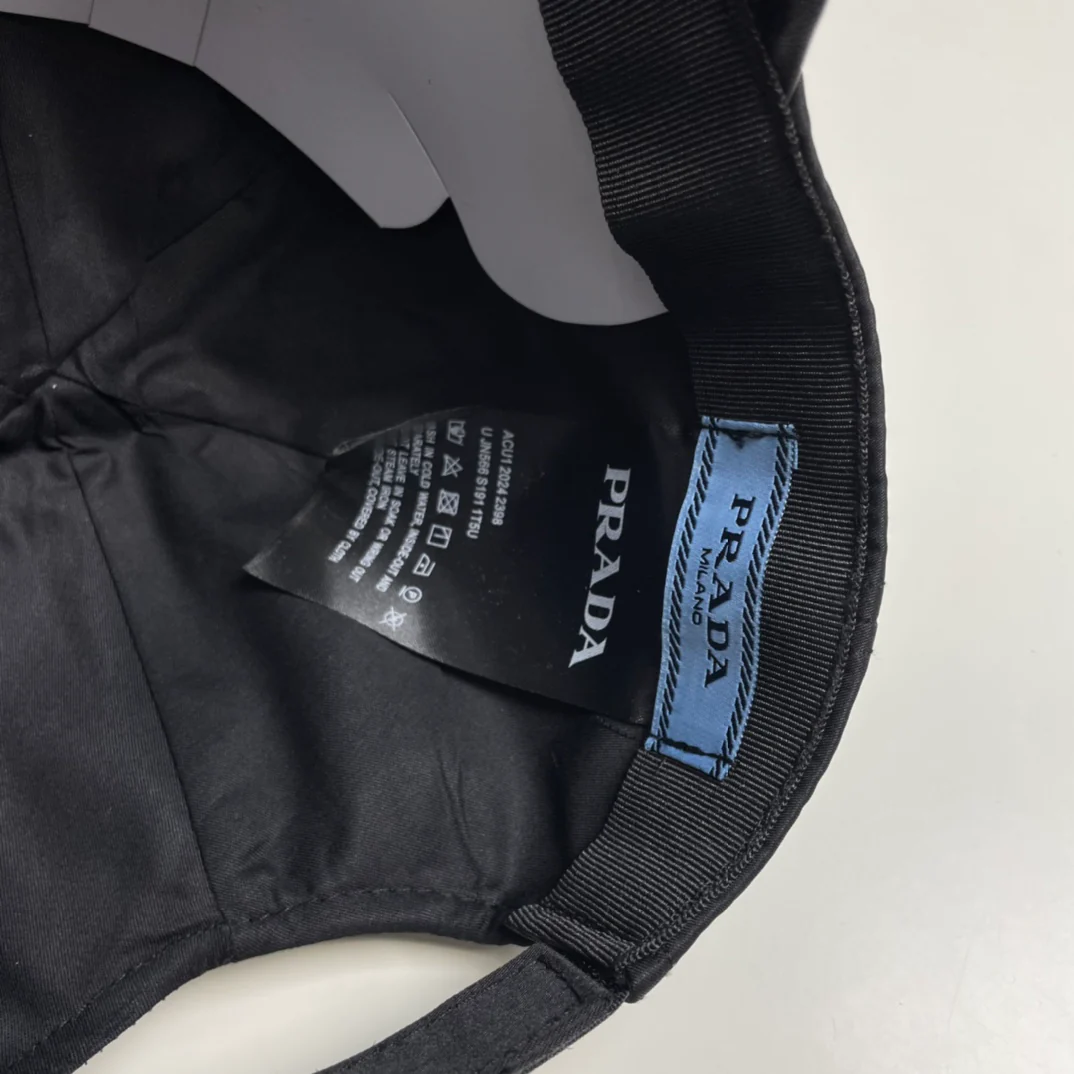 Color-block baseball cap