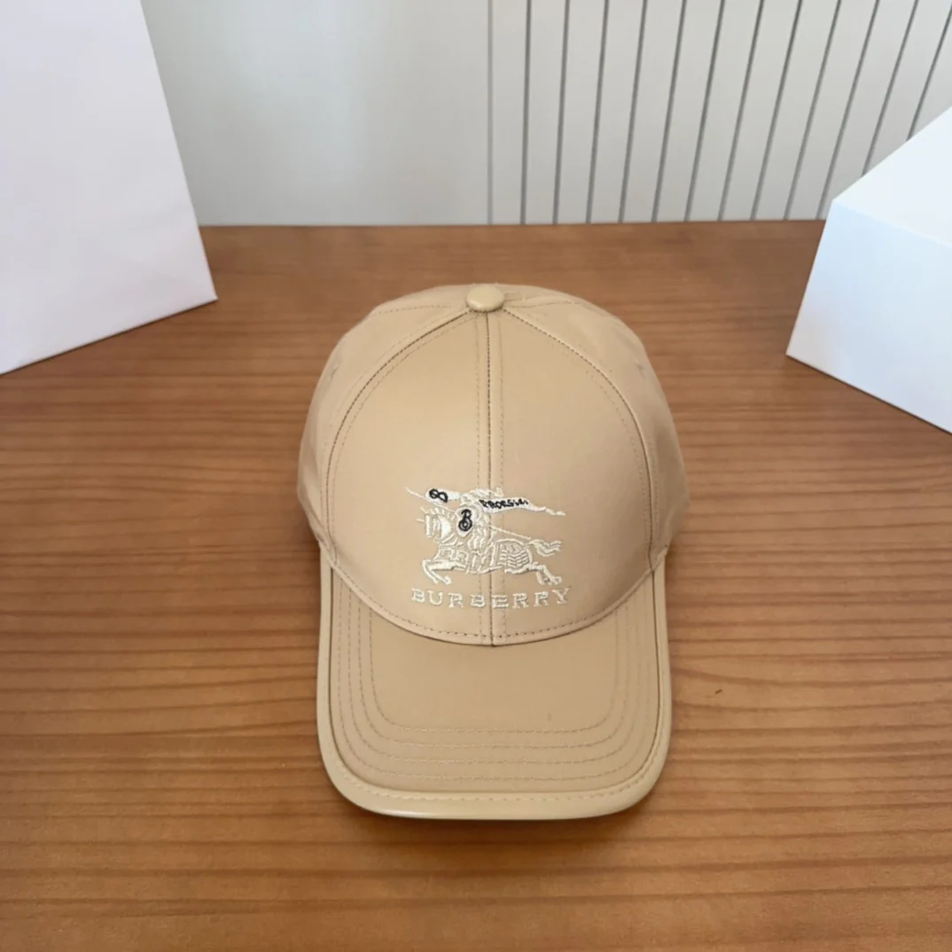 Embroidered plaid baseball cap