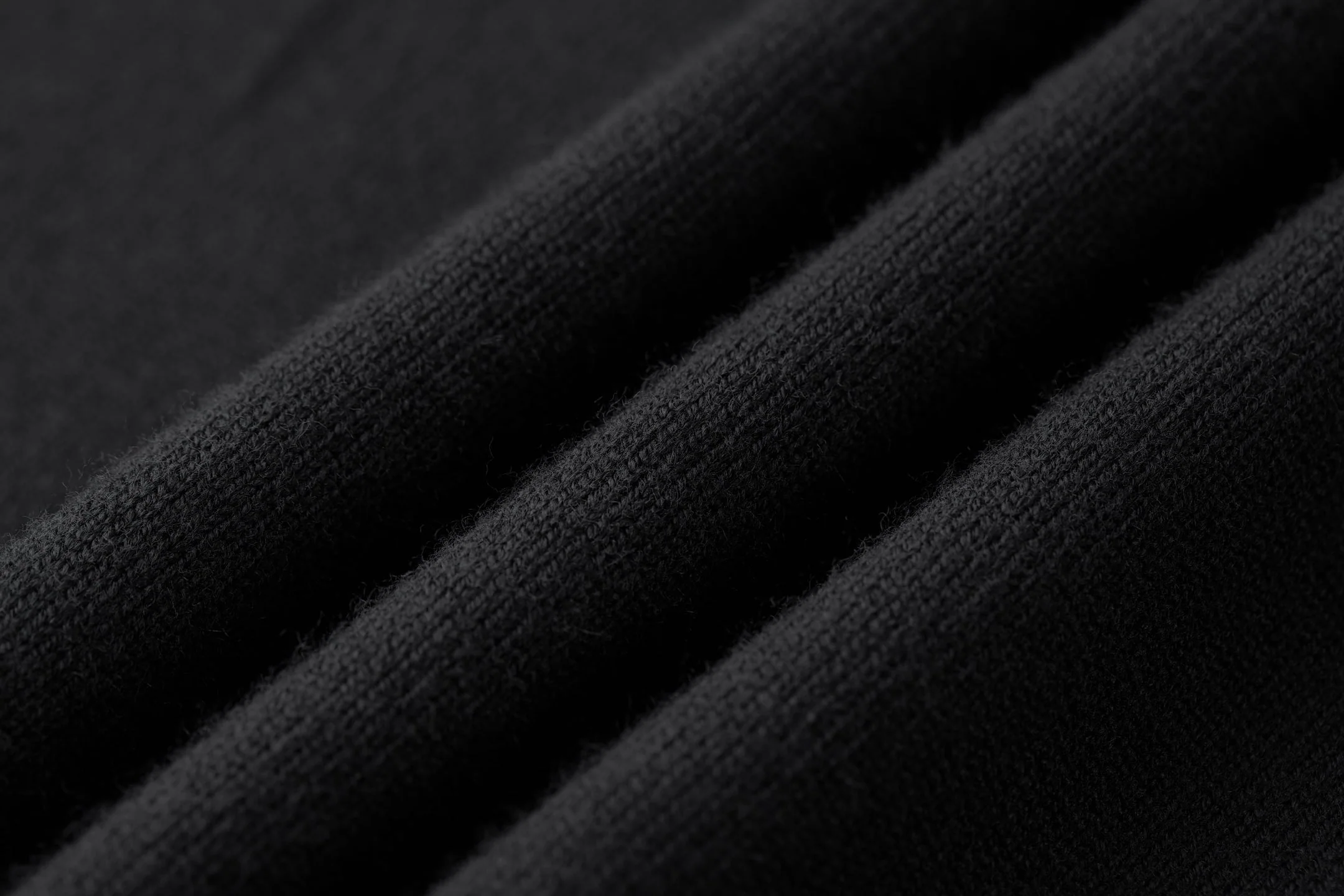 Knitted cashmere sweatshirt