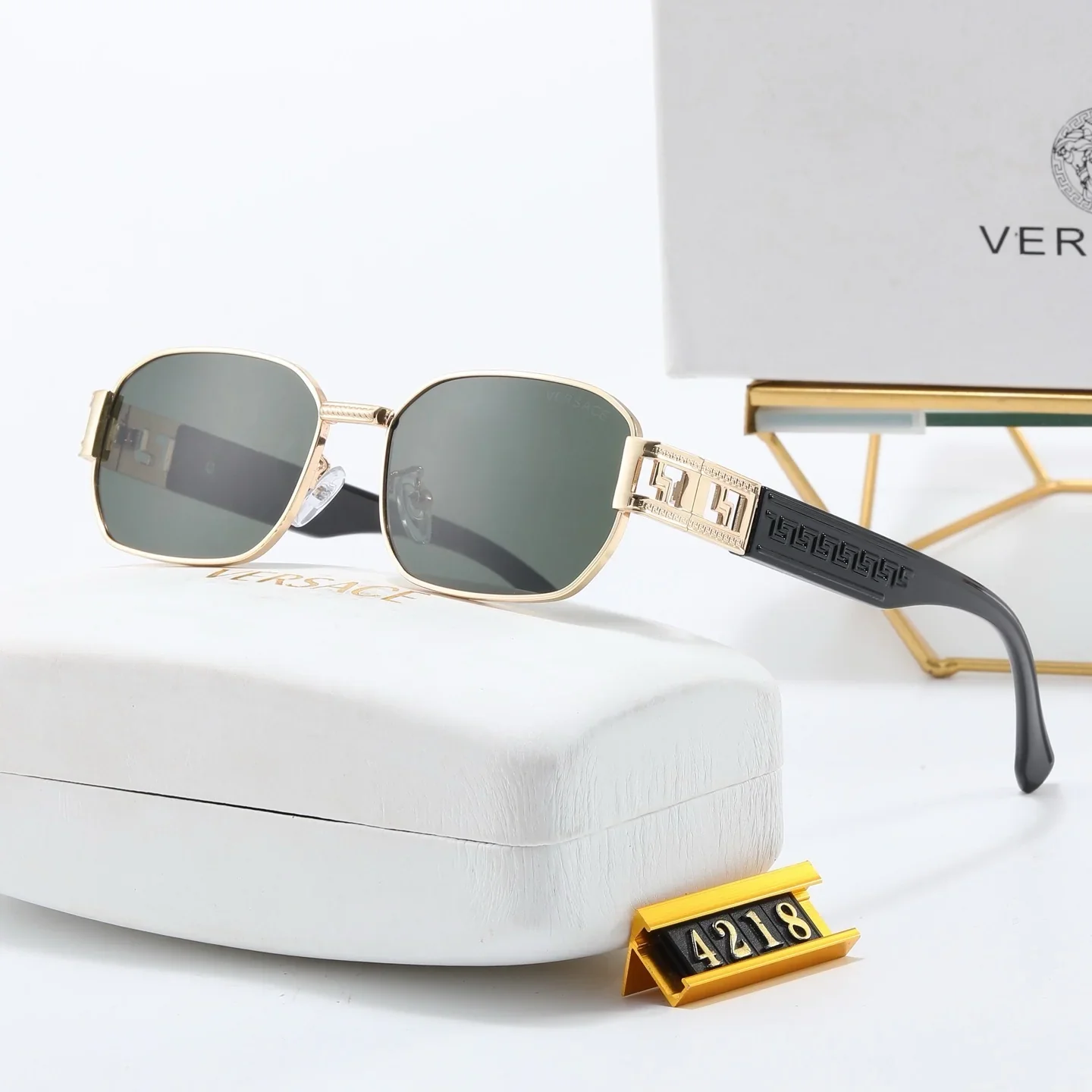 4 colors personalized trendy polarized sunglasses 4218