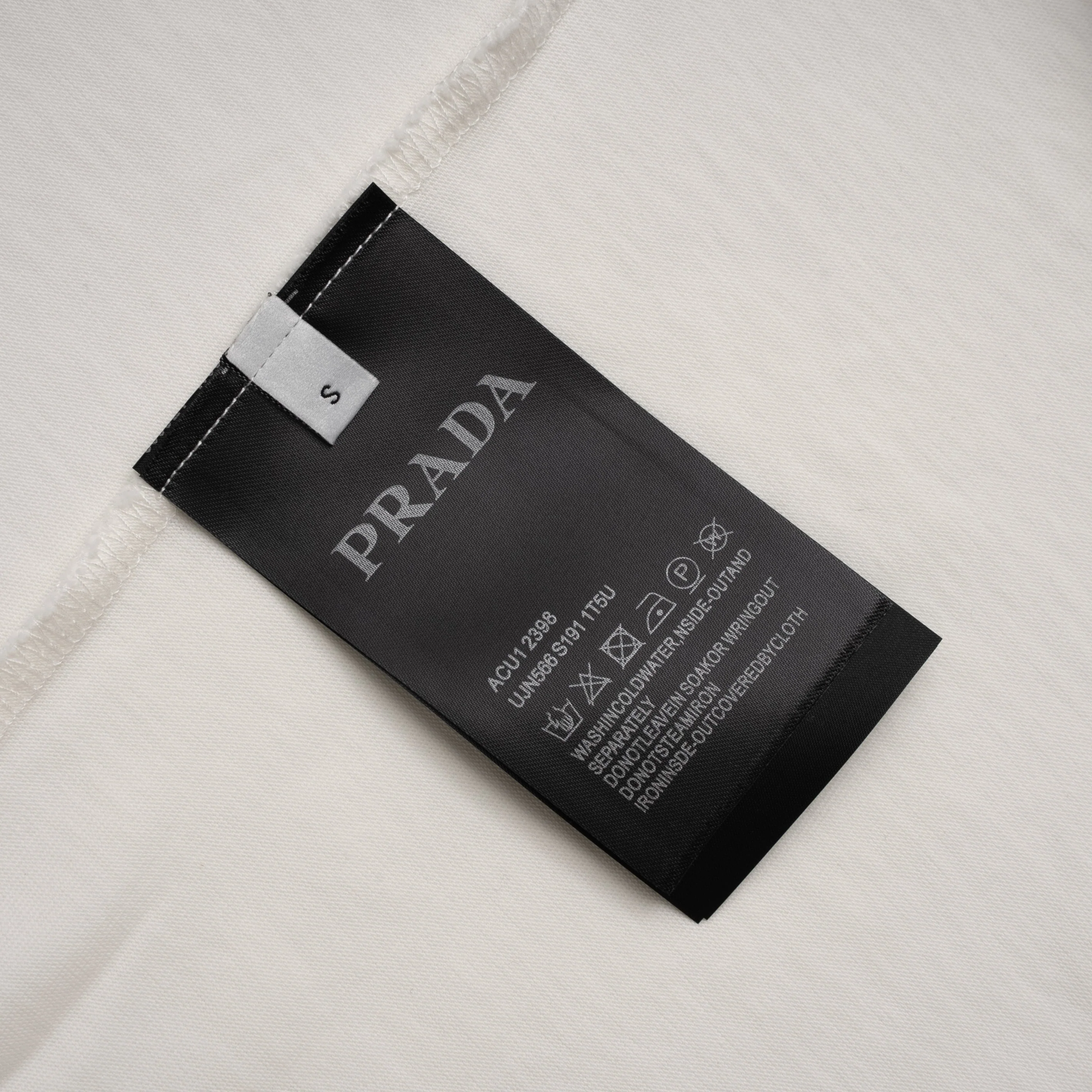 Printed T-Shirt: High-End Fashion Statement-1177