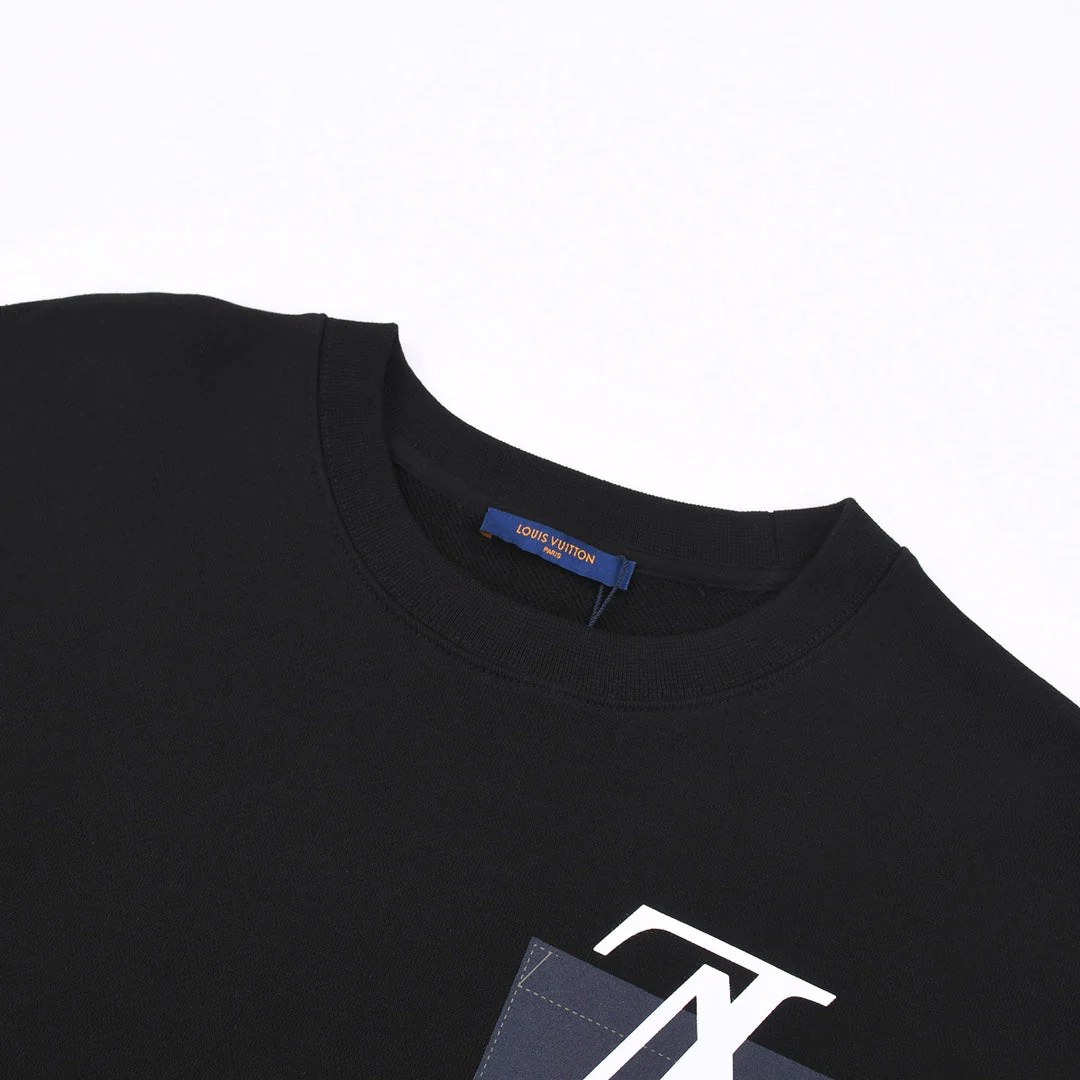 Pocket Print Sweatshirt