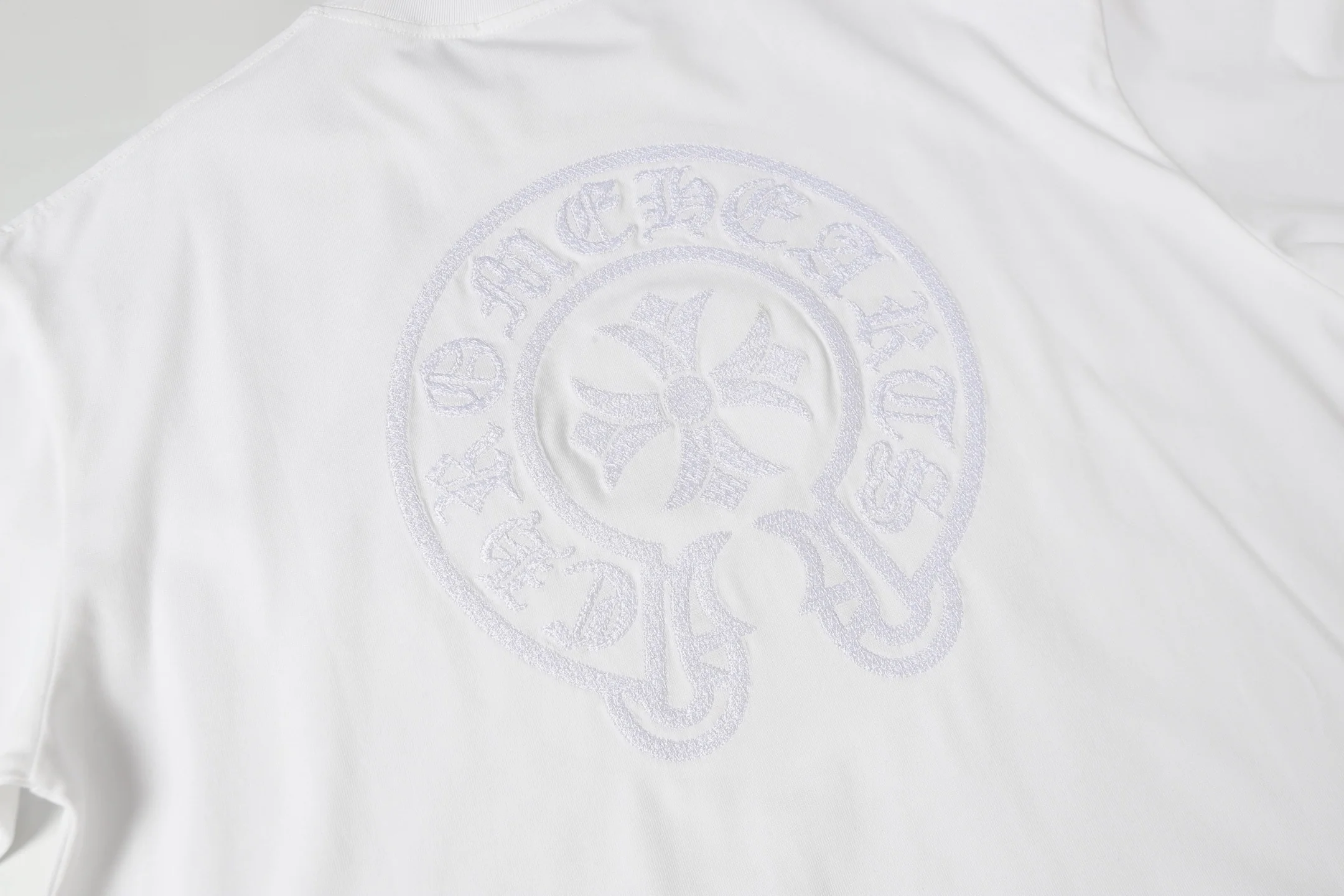 Double-sided embroidered cotton T-shirt