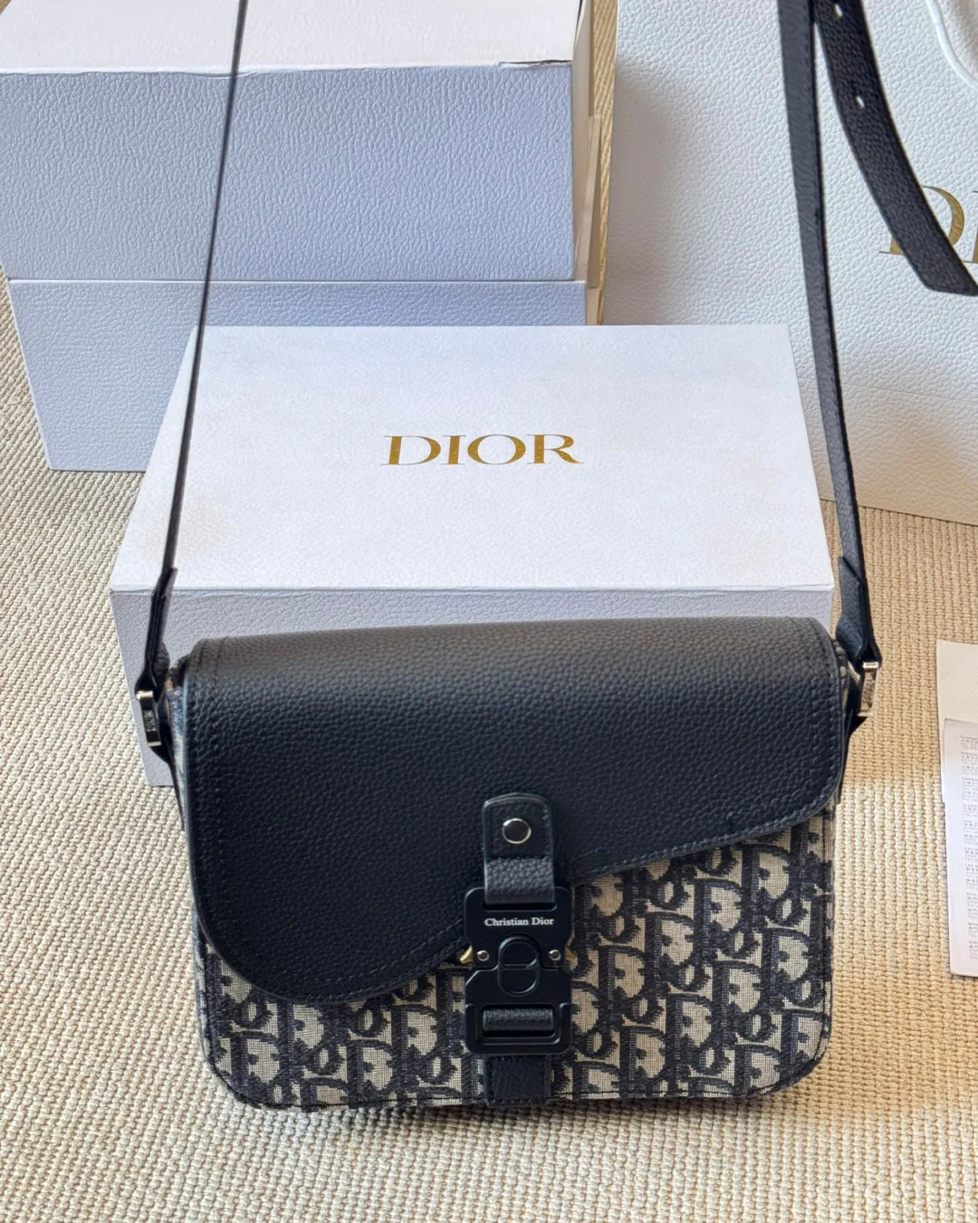 Unisex Embossed Leather Messenger Bag