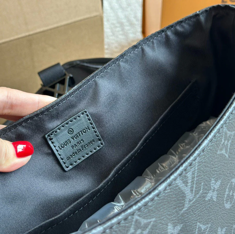 Black Floral Double-Button Messenger Bag