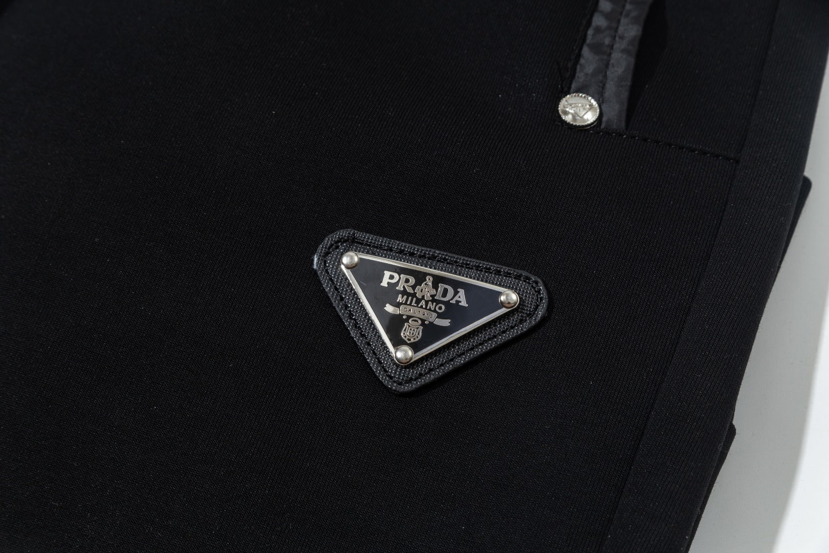 Triangle cotton drawstring trousers