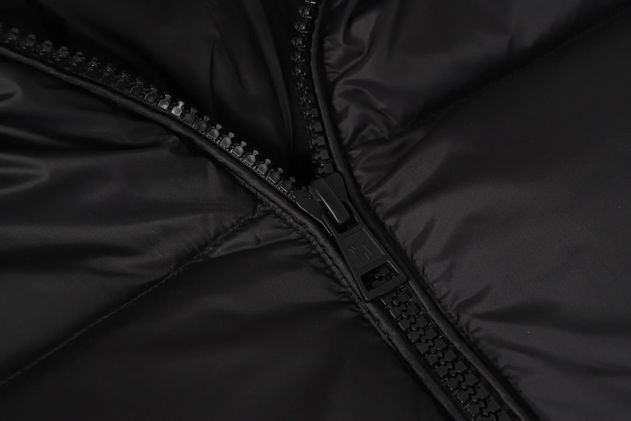 zipper stand collar down jacket