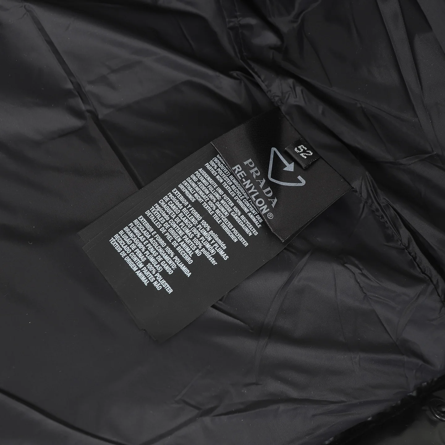 Detachable hood down jacket