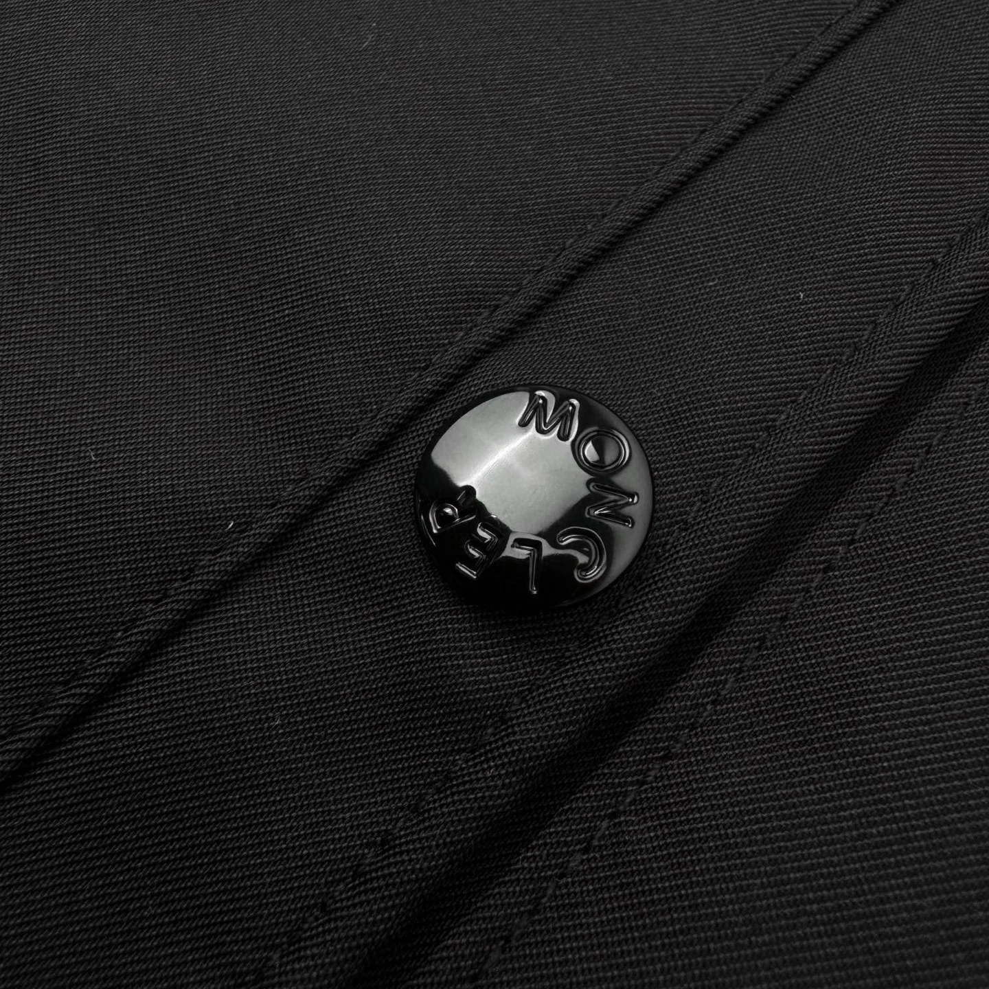 Badge zip-up cotton jacket