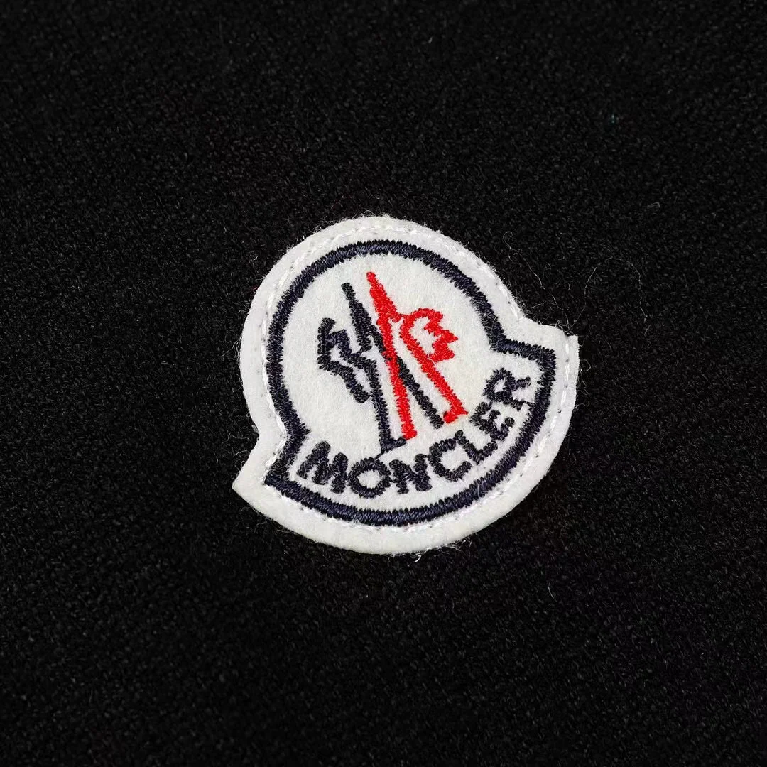 knitted embroidered sweatshirt