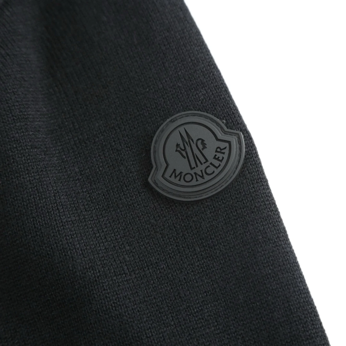 Jacquard knitted cashmere sweater