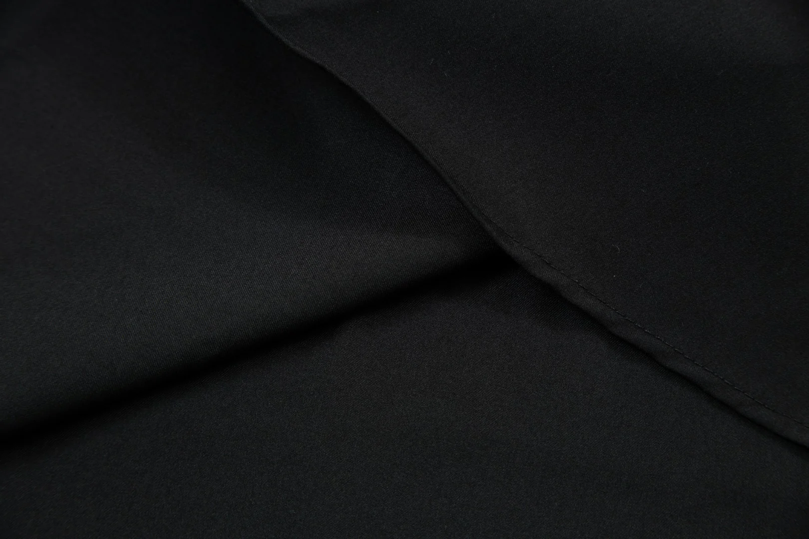 Fashionable Embroidered Men's Shirt