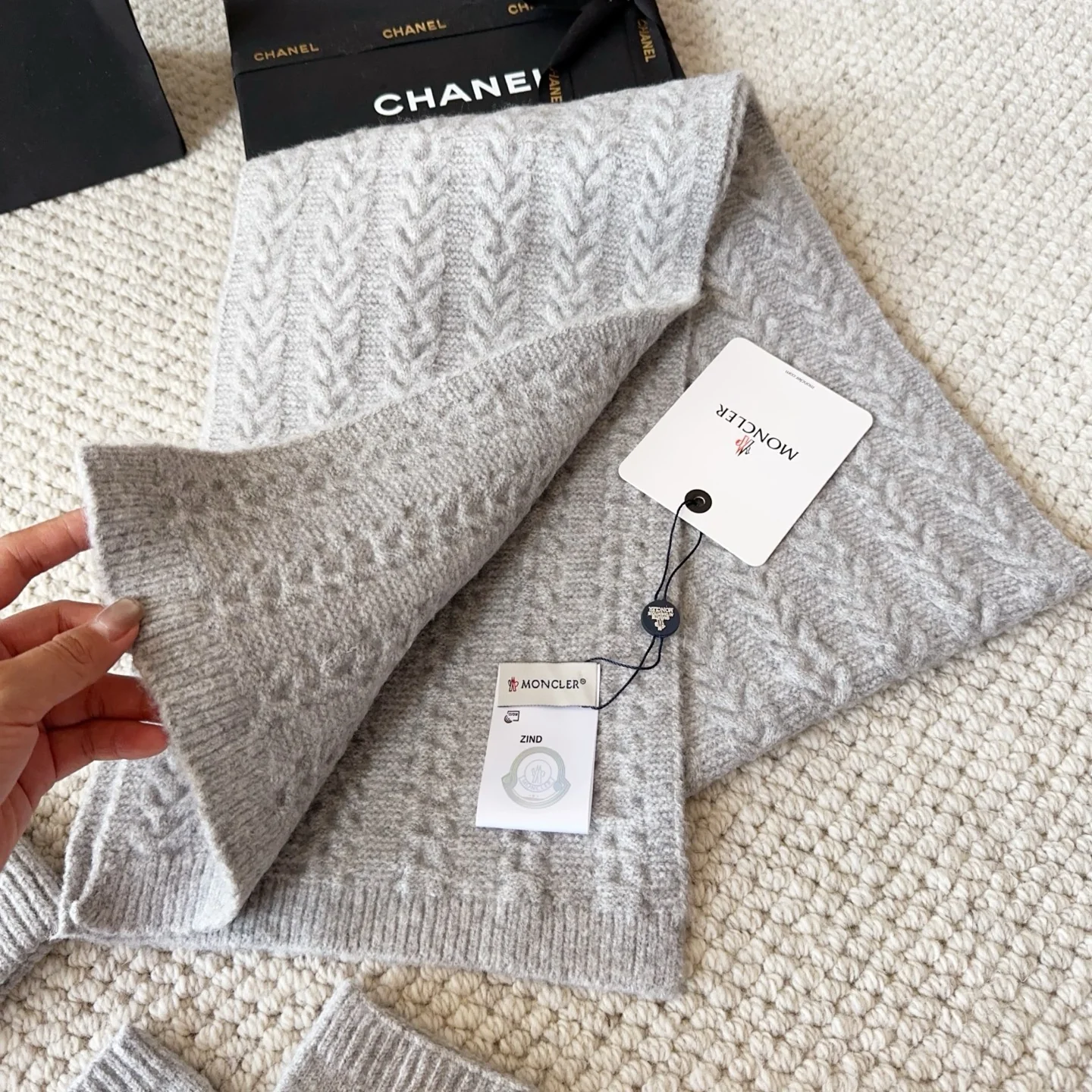 Embroidery knitted scarf hat gloves set