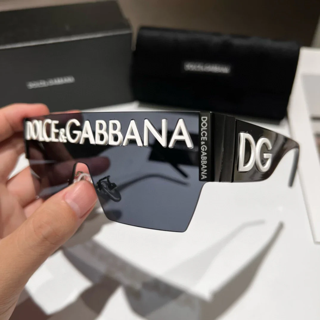 8 colors of trendy sunglasses  8834