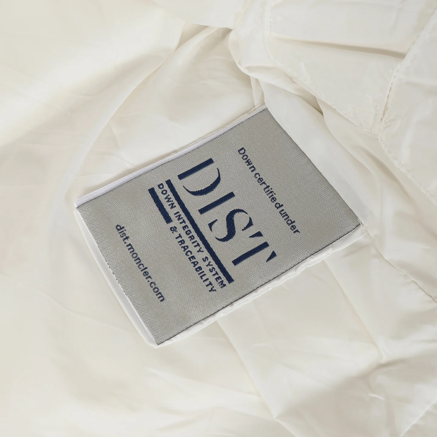 3D Quilted Zip-Up Down Jacket