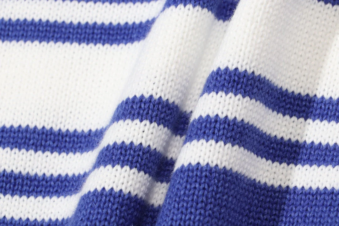 Knitted cashmere sweatshirt