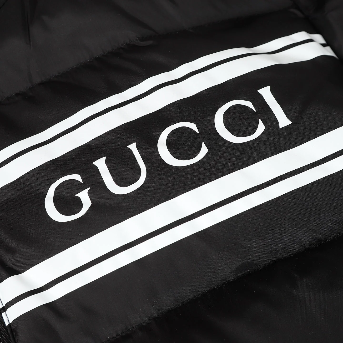 Detachable hooded down jacket