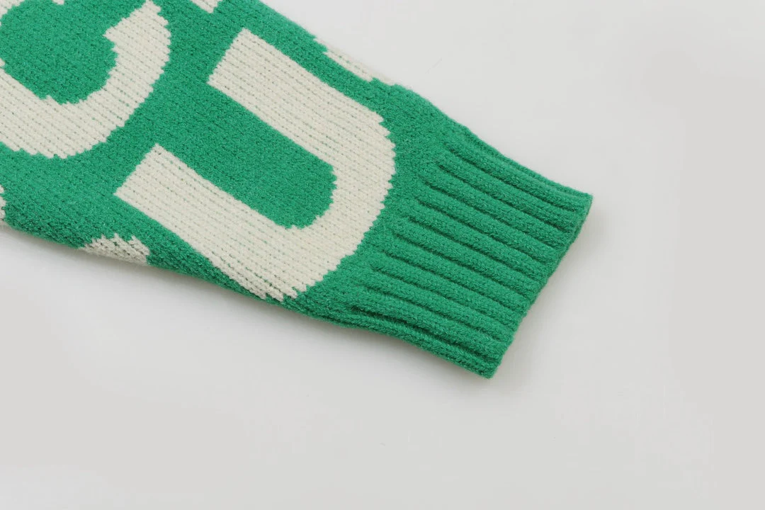 Knitted cashmere sweatshirt