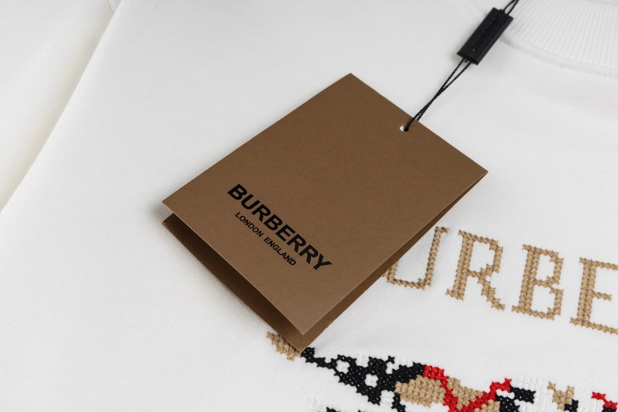 Embroidered cotton sweatshirt