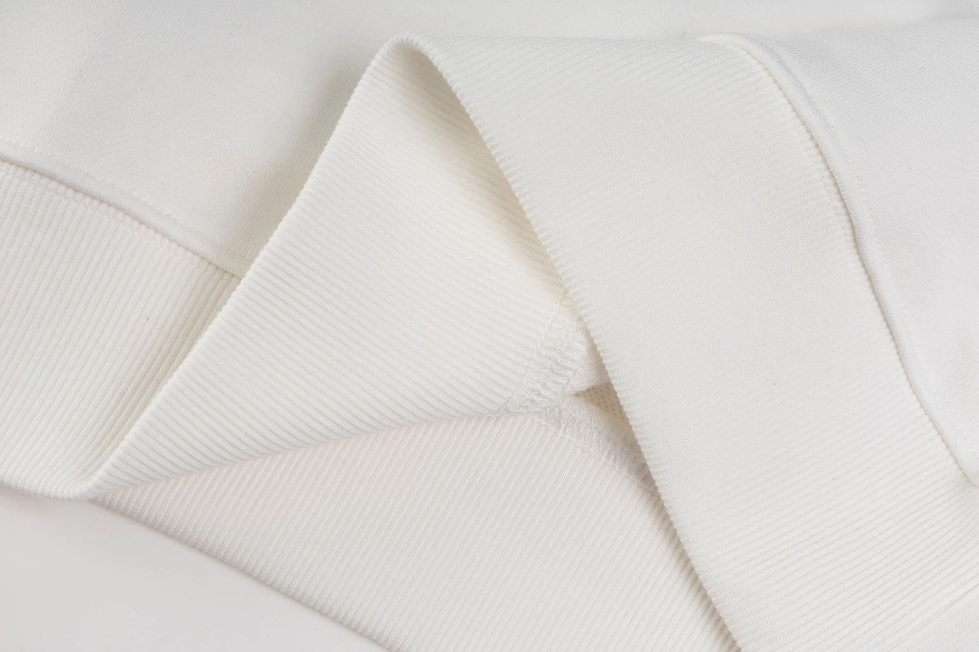 Double-sided embroidered round neck cotton sweatshirt