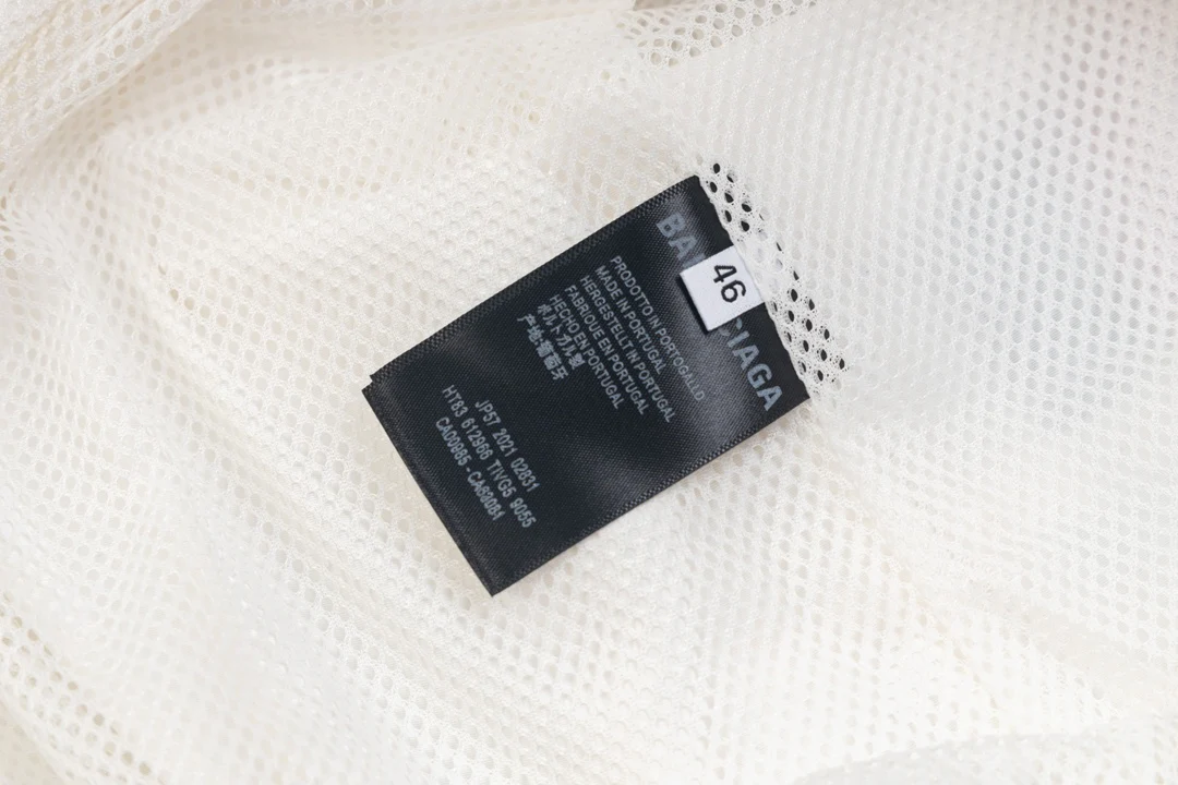 Waterproof nylon jacket