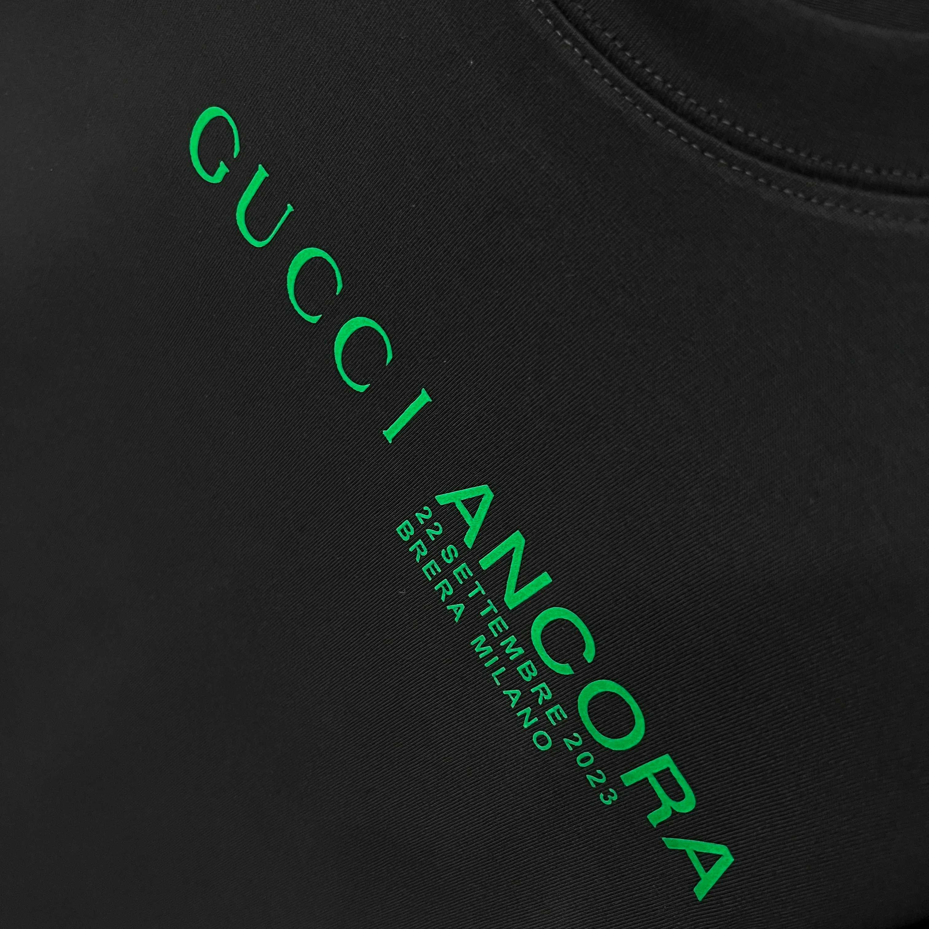 Suede offset printed sweatshirt