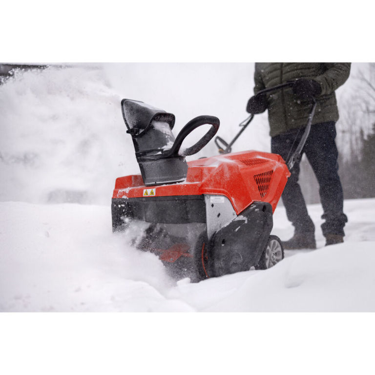 Squall™ 123R Snow Blower