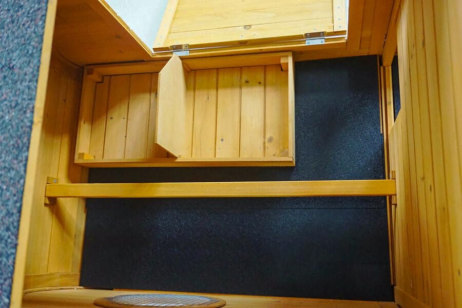 Cocoon ECO 1500 Chicken Coop + Cocoon Noah's Ark Chicken Coop