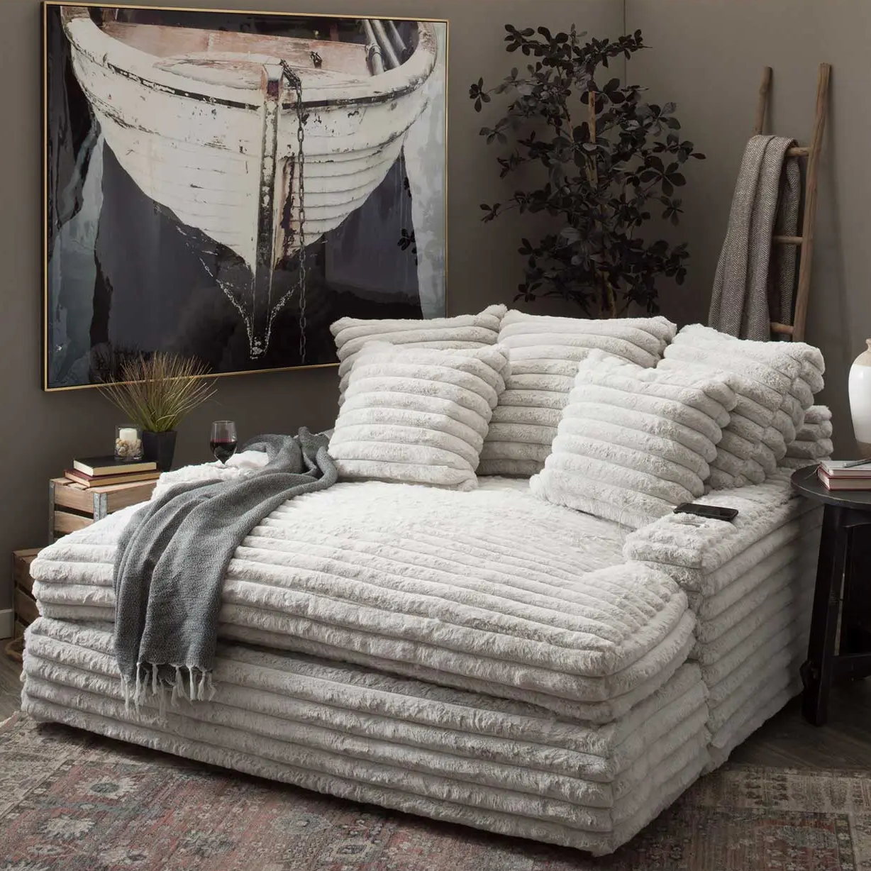 Winter Sale - Nestle Chaise Lounge With Dual Cupholders And Charging Ports