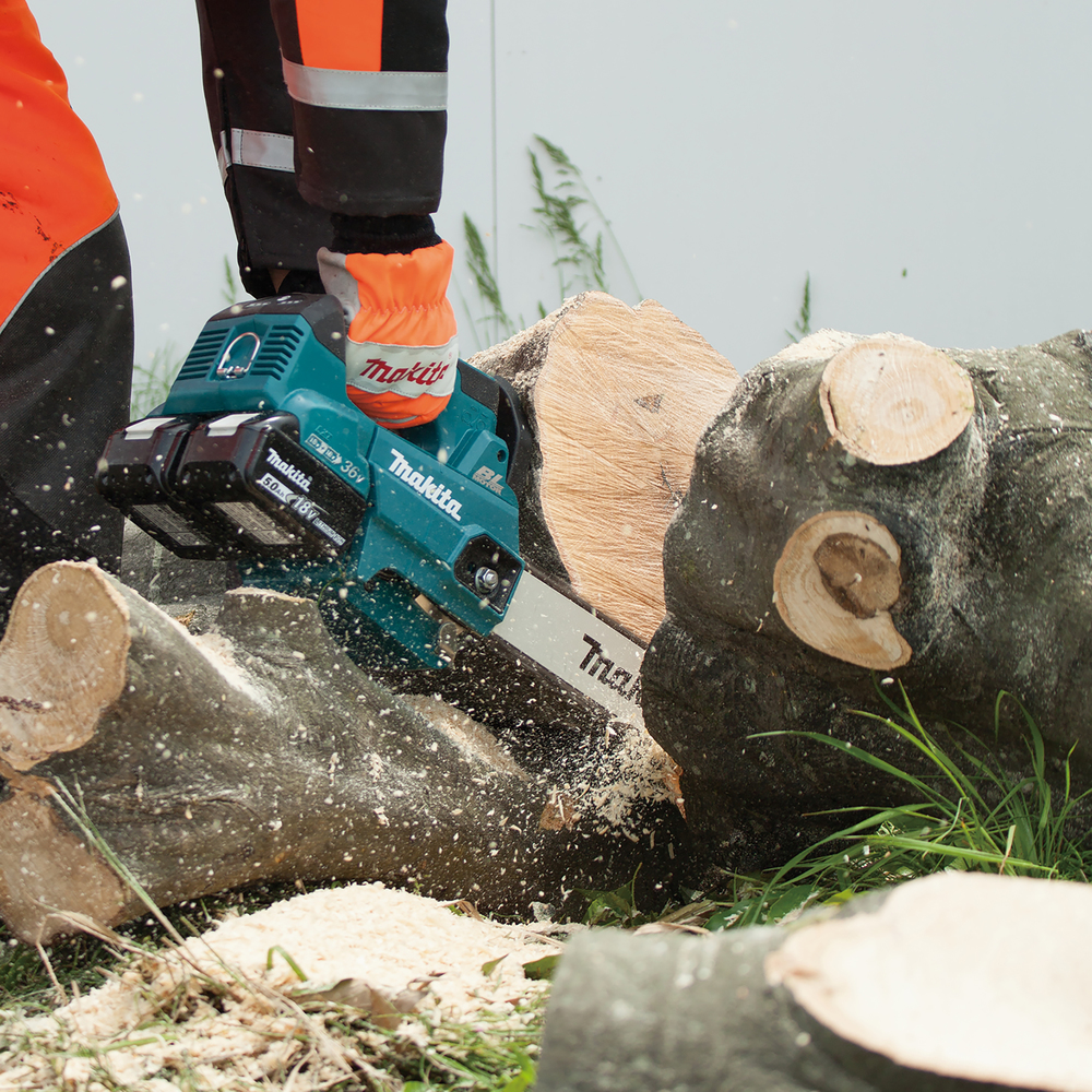 Makita Chainsaw LXT ®DUC306