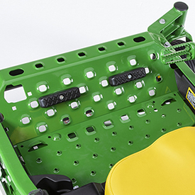 Foot pegs available as standard on R-spec Z900&rsquo;s