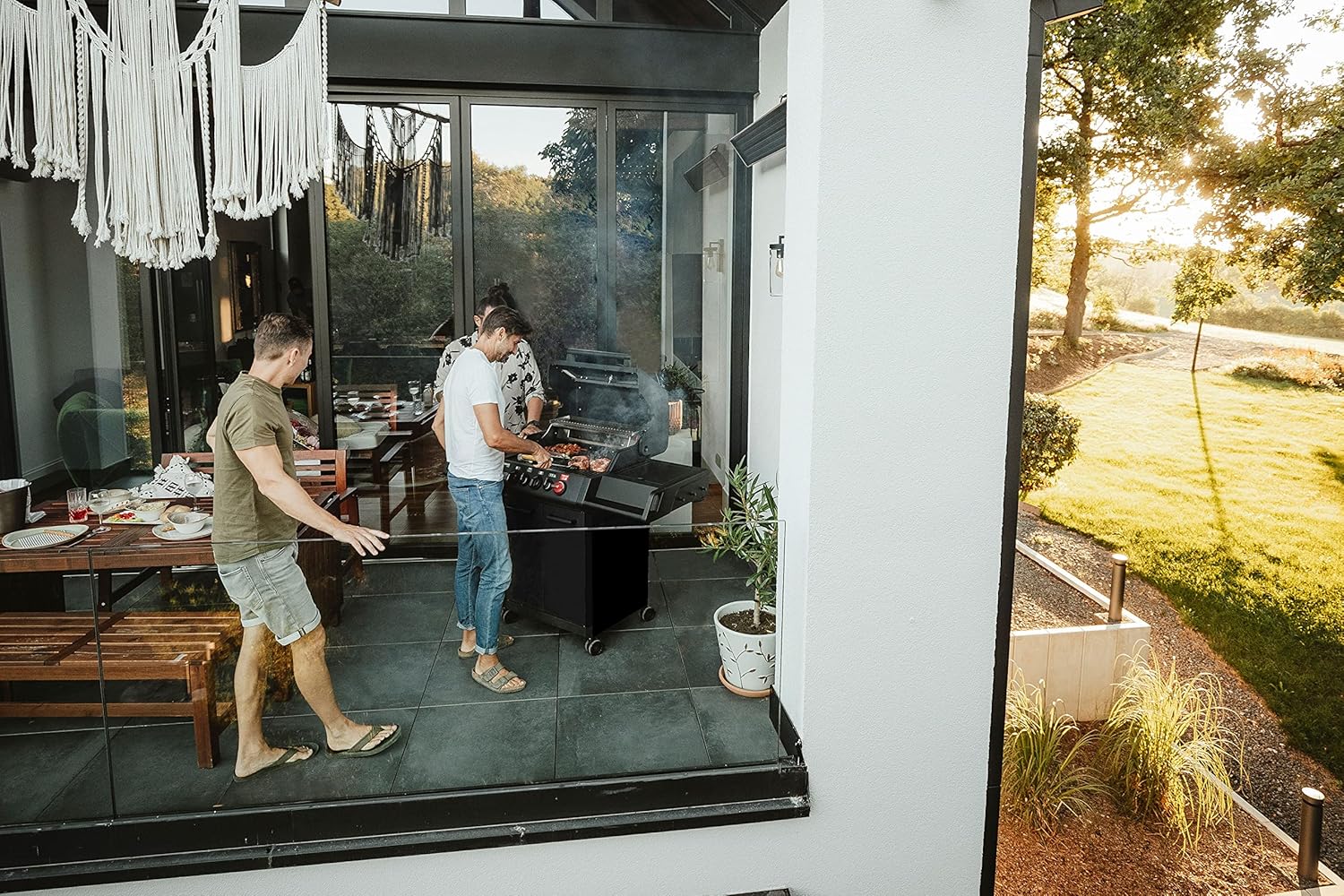 Enders® Monroe Pro 3 SIK Turbo Shadow Gas Grill