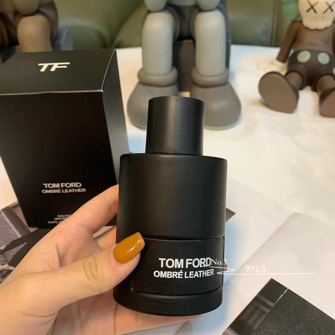 D090：TOM FORD Ombré Leather Eau de Parfum Spray 100ml
