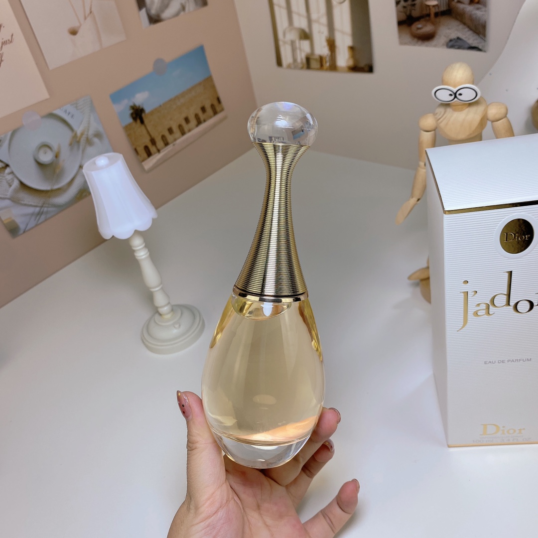 D048:Dior - J'adore Eau de Parfum Spray 100ml