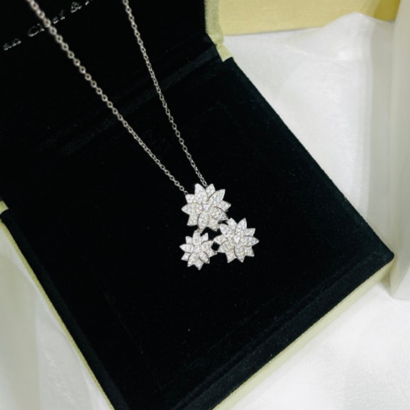 Van Cleef & Arpels Jewelry