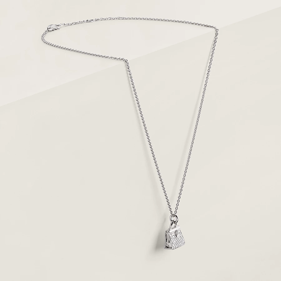 Amulettes Kelly pendant