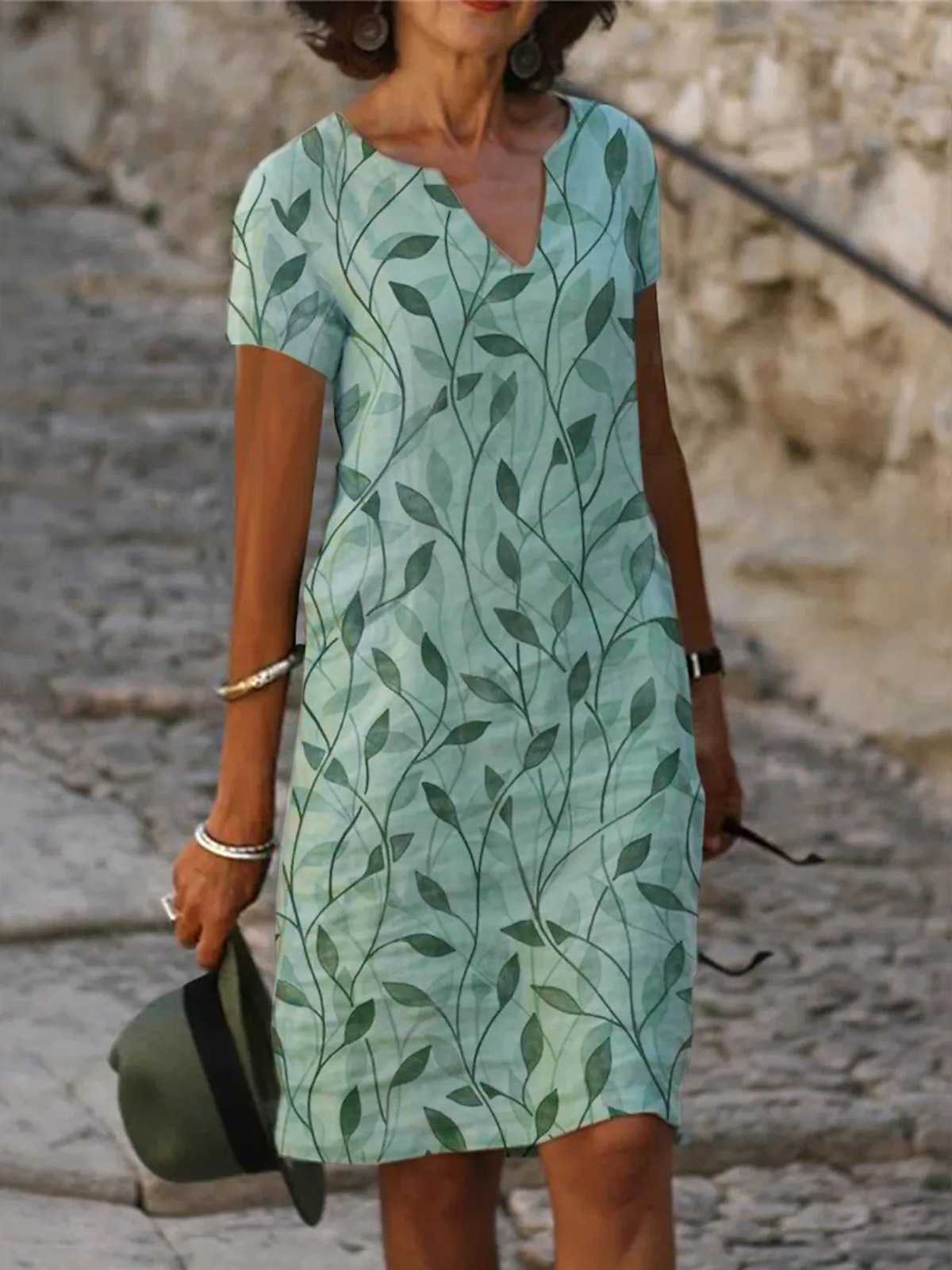 Printed V-neck Loose Dress