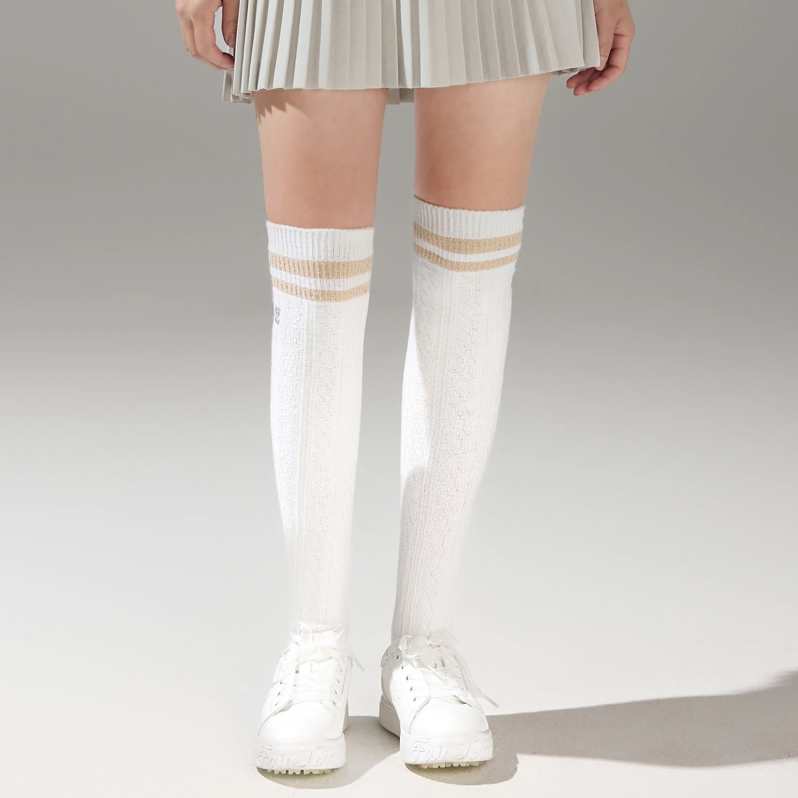 Cable Knee-socks (Ivory)